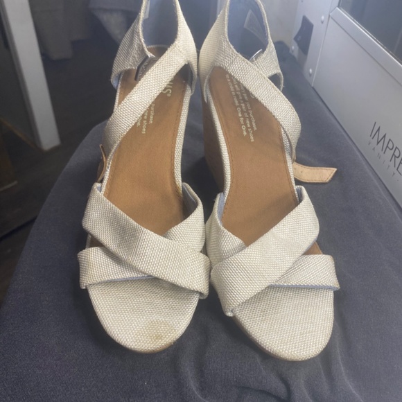 Tom Wedges - Picture 7 of 12